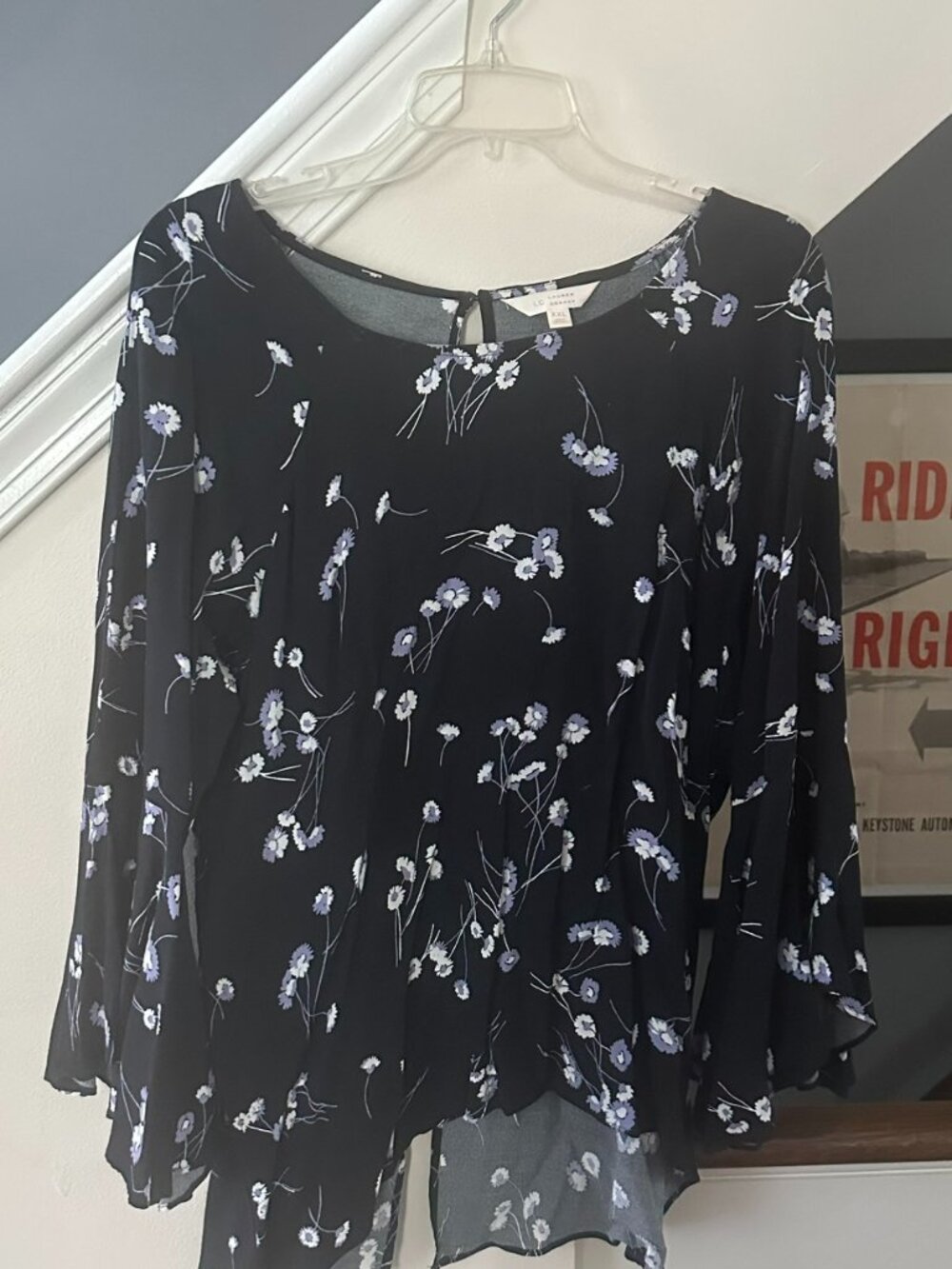 LC Lauren Conrad Floral Long Sleeve Blouse – Size XXL